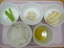 後期午前食Ｈ25年4月.jpg