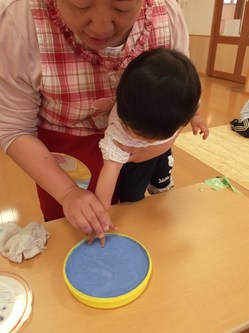 いちご組5月①ブログ (640x480) (2).jpg