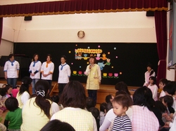 j 027.jpg